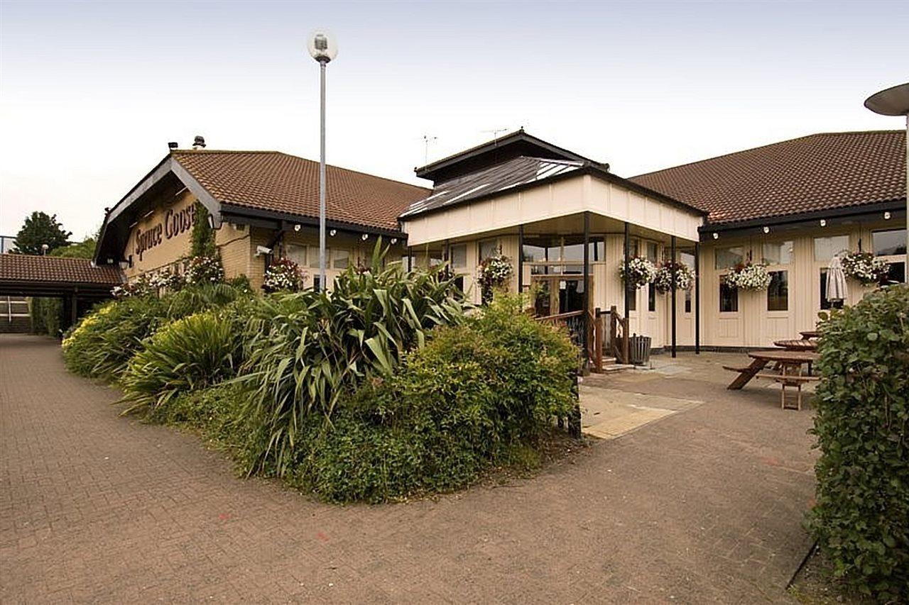 Premier Inn Basingstoke West מראה חיצוני תמונה