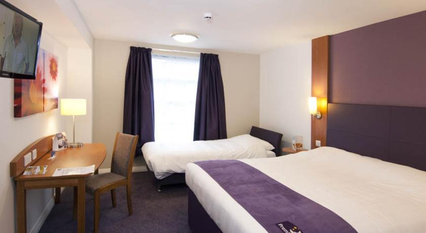 Premier Inn Basingstoke West חדר תמונה
