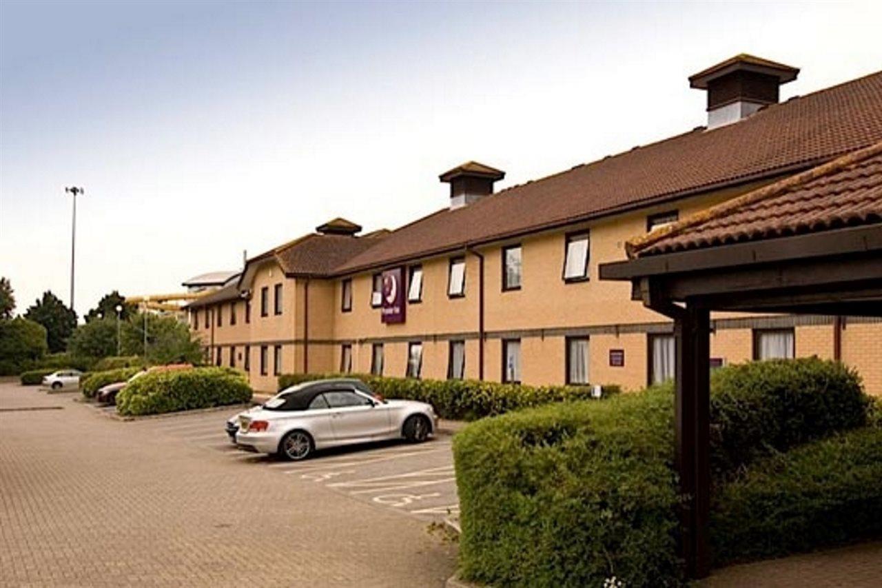 Premier Inn Basingstoke West מראה חיצוני תמונה