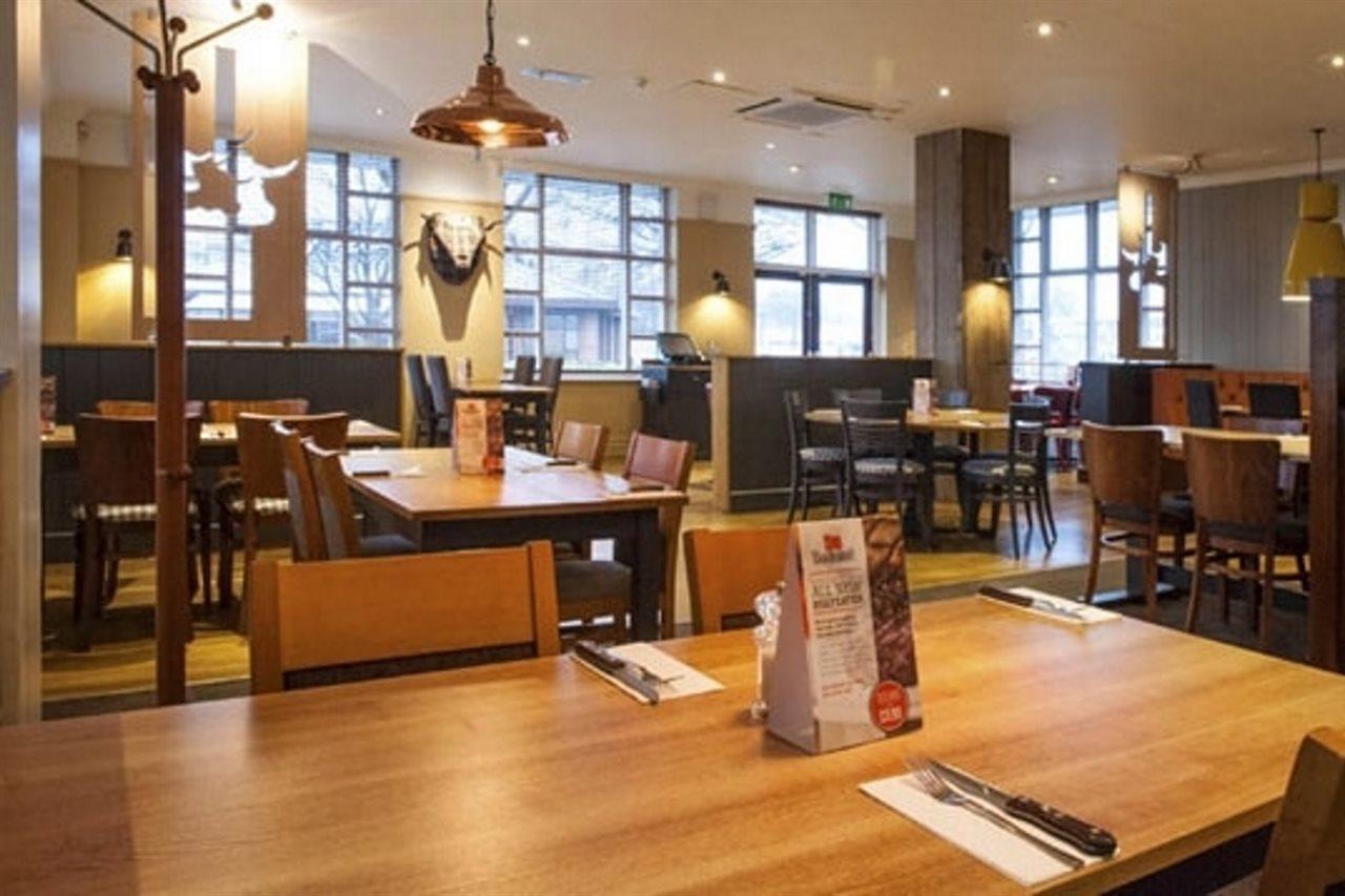 Premier Inn Basingstoke West מראה חיצוני תמונה