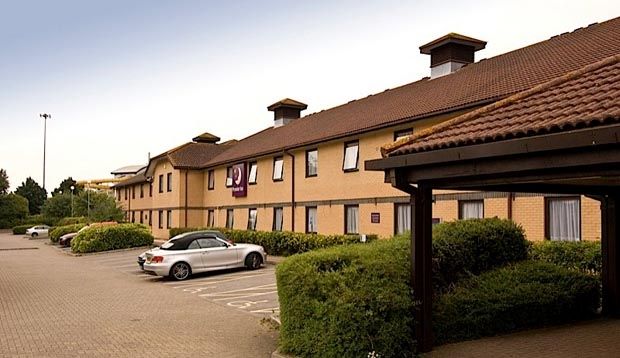 Premier Inn Basingstoke West מראה חיצוני תמונה